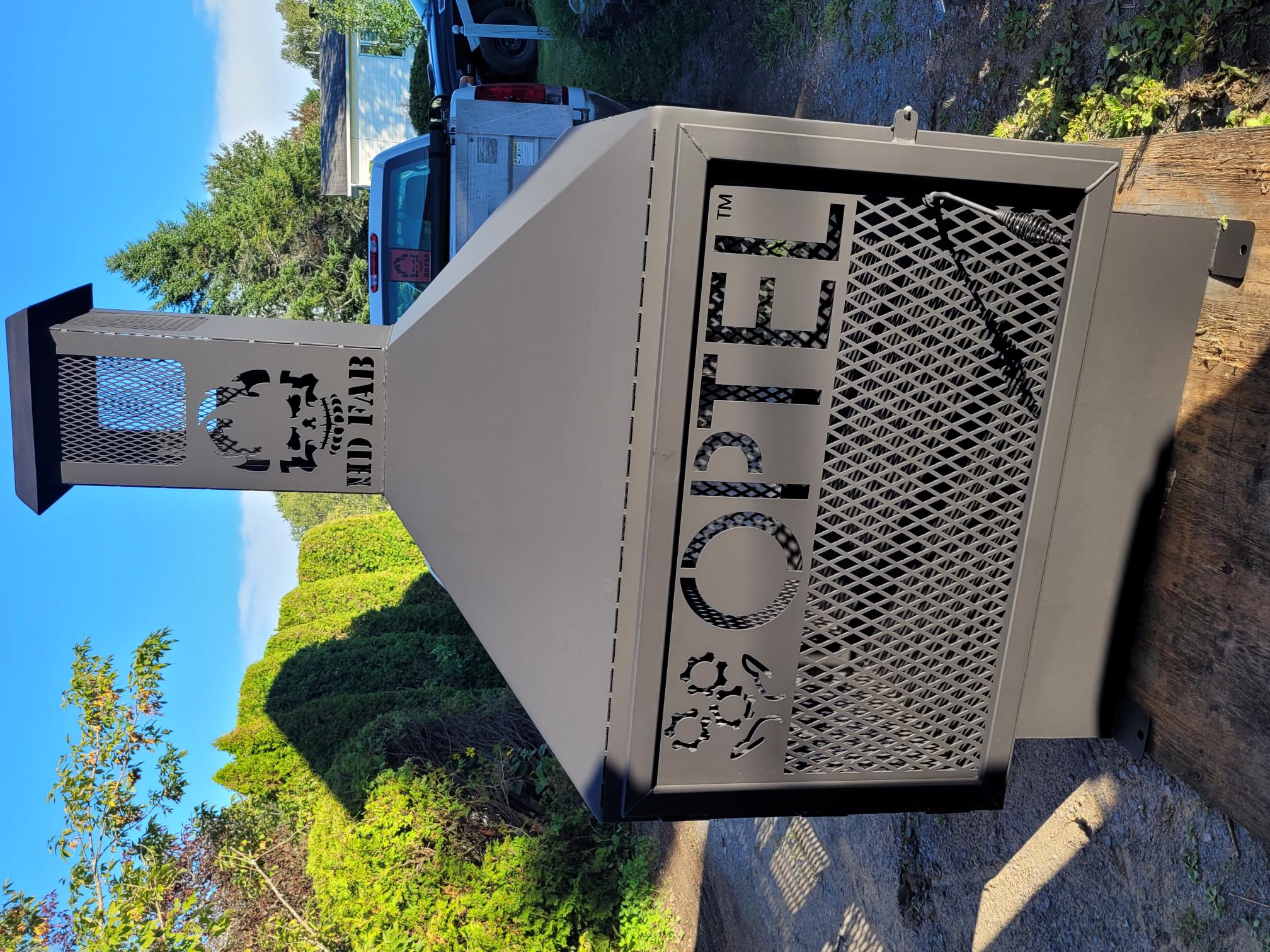 Foyer extérieur 50" fièrement fabriqué pour OPTEL Group , Québec