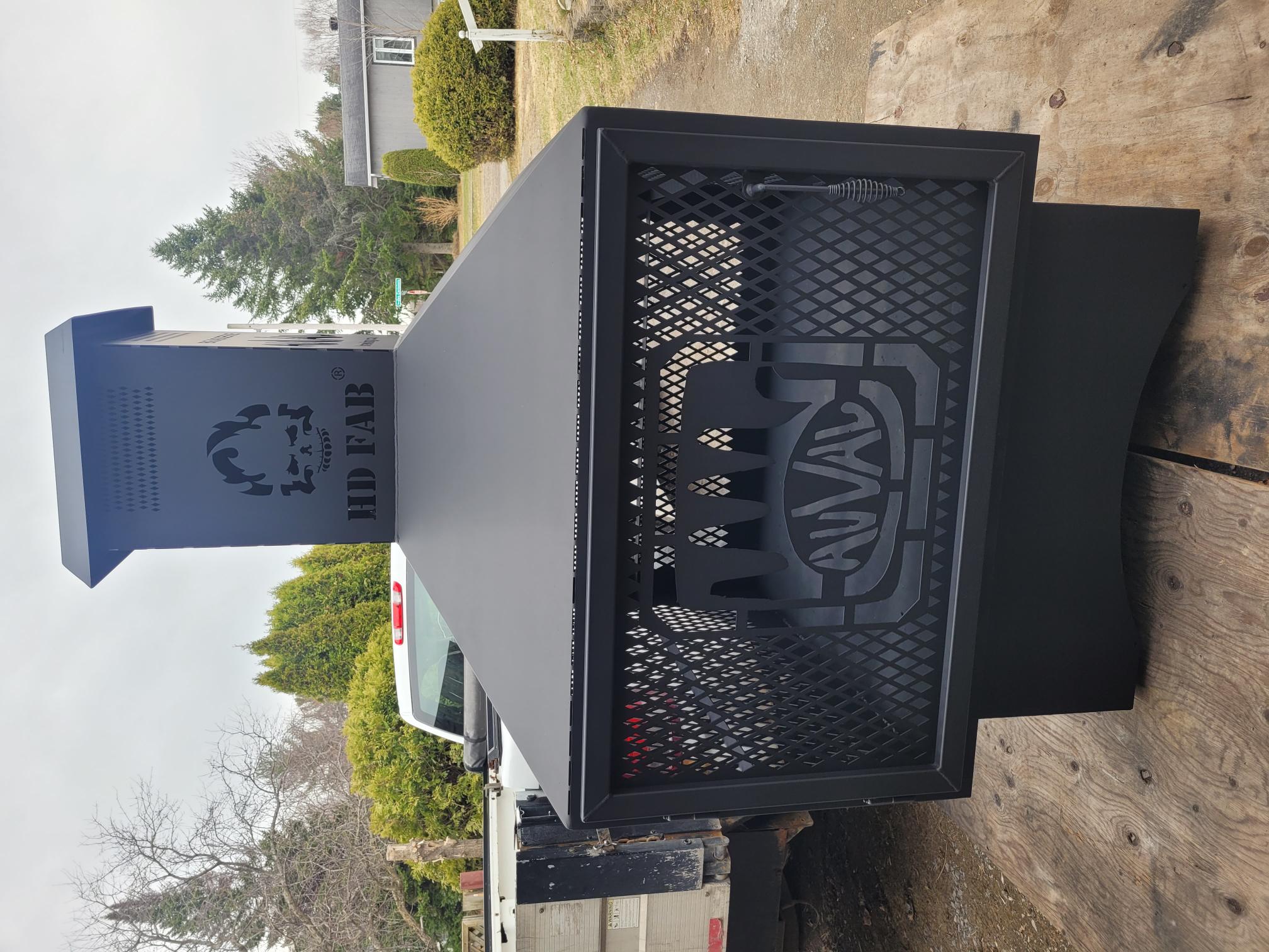Foyer extérieur commercial 50" pour la Brasserie Auval , Gaspésie