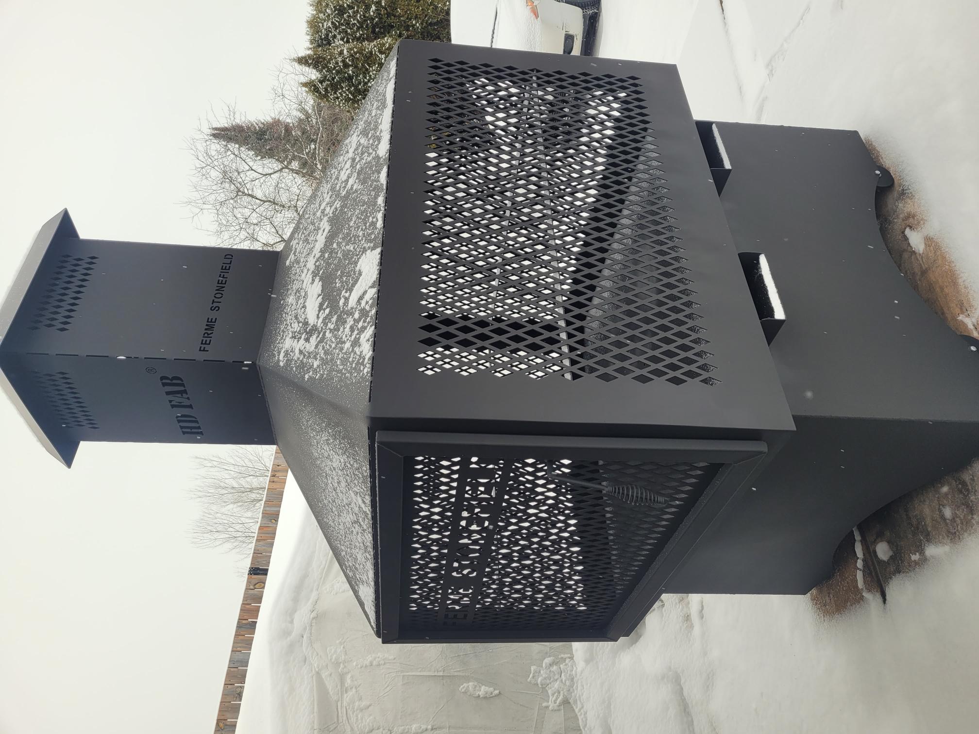 Foyer 50"x50" pour la Ferme Stonefield